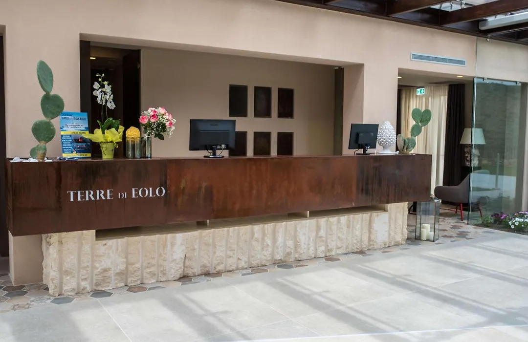 Best Western Plus Hotel Terre di Eolo-1
